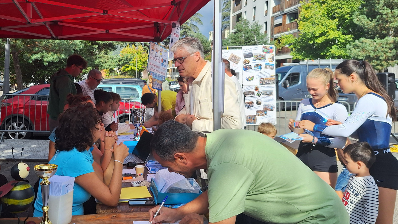 Fontaines-sur-Saône continuera de briller tant que vos forces seront au rendez-vous !